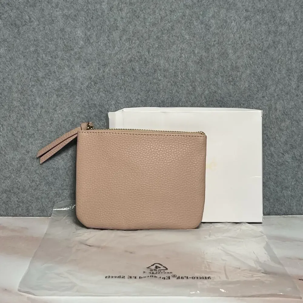 Chloe Parfums Pink Wristlet Pouch Cosmetic Makeup Bag Gold Hardware Designer